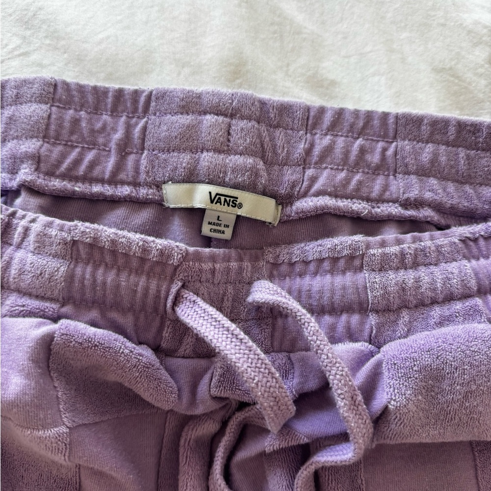 Vans Lavender Checkered Plush Wide-Leg sweatpants - Picture 3 of 3